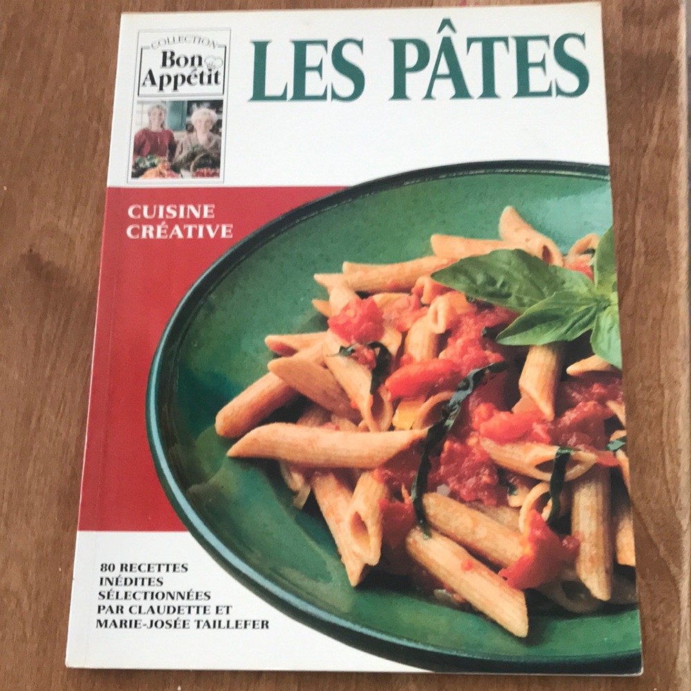 LES PÂTES Cookbook – Green Cover Pasta Recipes